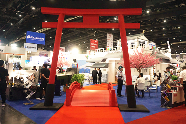 Japanese booth production